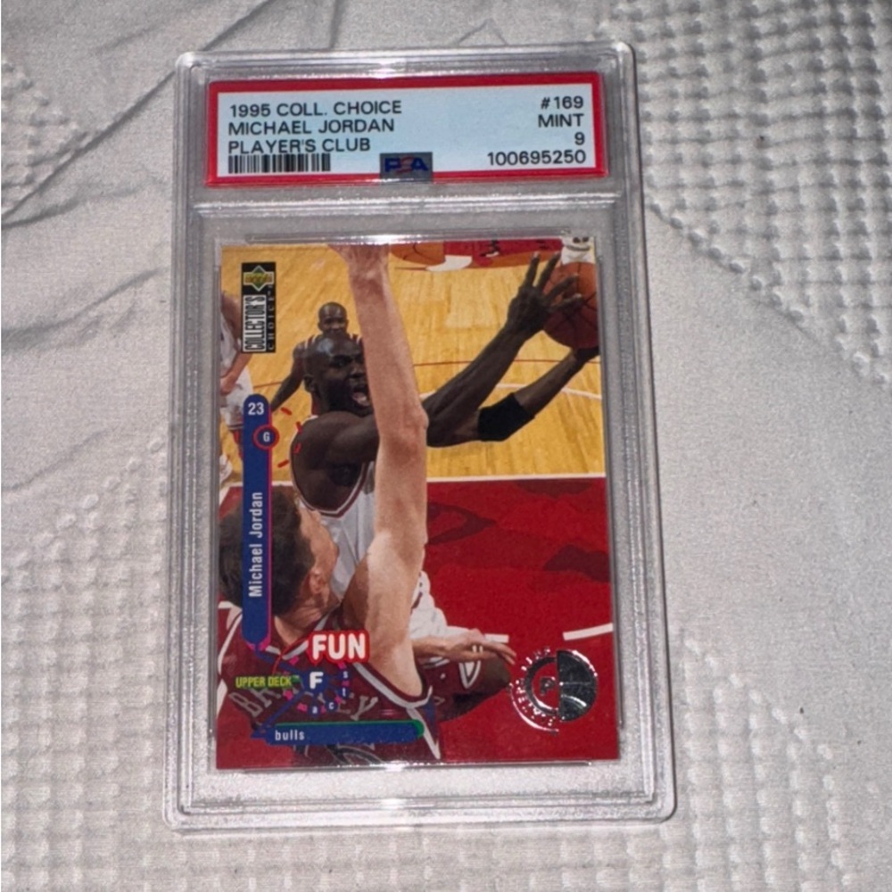 NBA Michael Jordan Players Club Card - Red and White